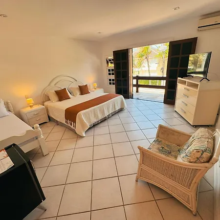 Luna Hotel Boutique - Frente A Praia Guaruja Exterior photo