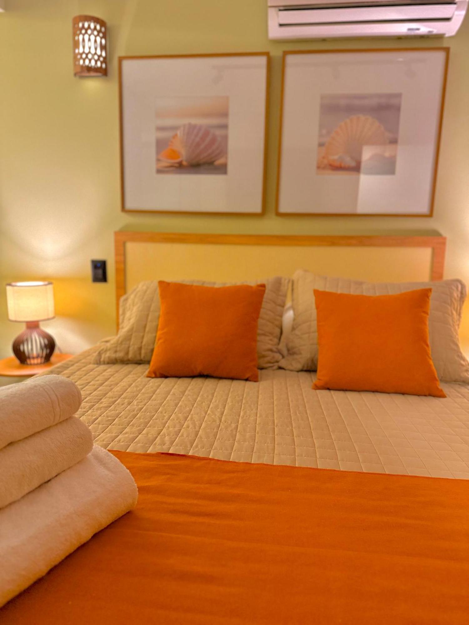 Luna Boutique - Frente A Hotel